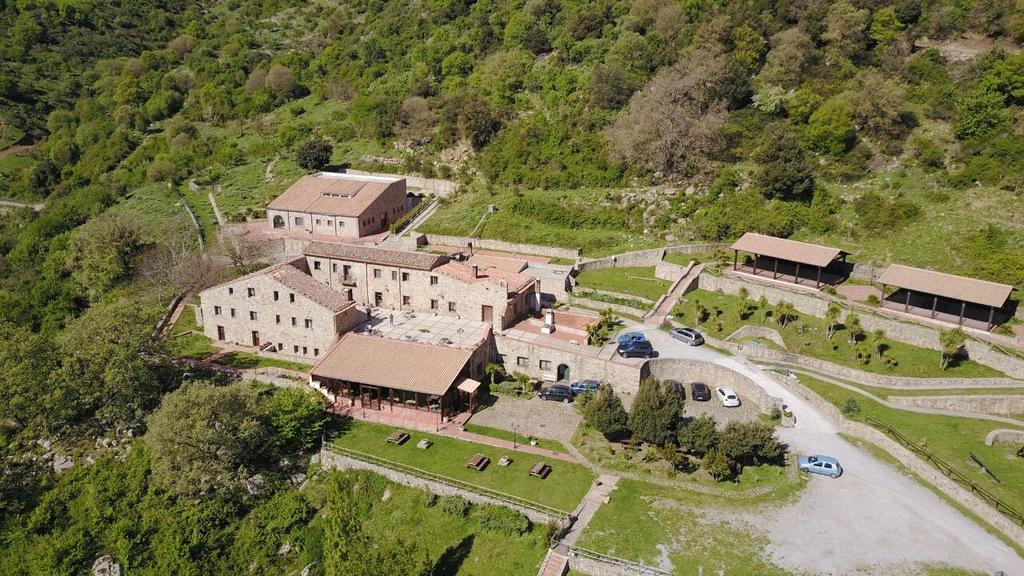Masseria Rocca Di Gonato كاستلبونو المظهر الخارجي الصورة