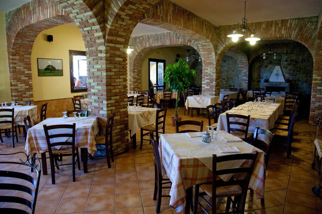 Masseria Rocca Di Gonato كاستلبونو المظهر الخارجي الصورة