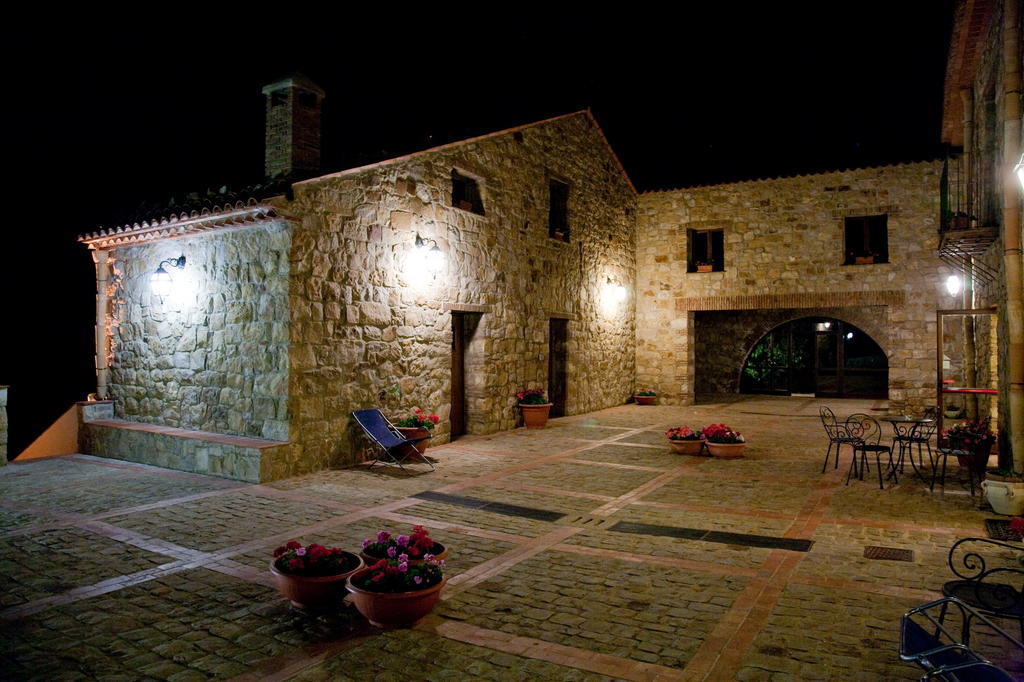 Masseria Rocca Di Gonato كاستلبونو المظهر الخارجي الصورة